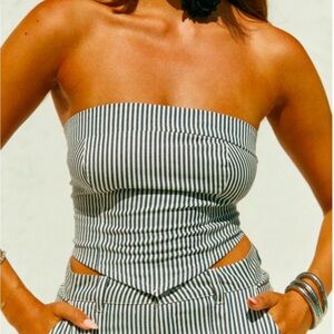 Striped Strapless Top M